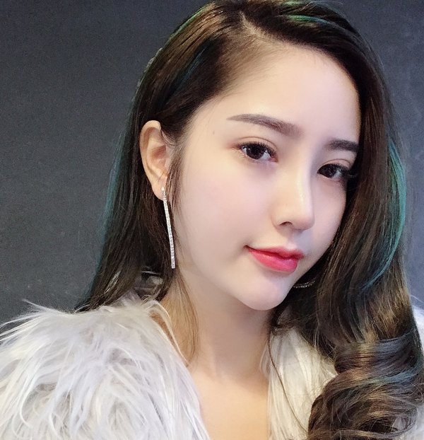 Dáng mũi cao thanh tú là mơ ước của rất nhiều chị em
