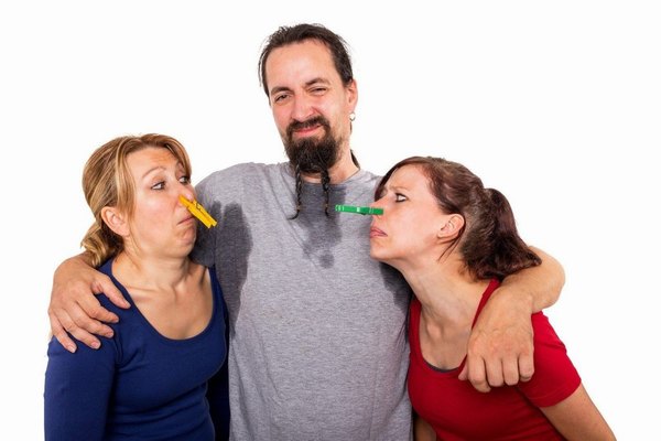 Hôi nách gây ra sự cản trở rất lớn trong cuộc sống