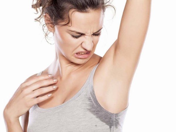 Mùi hôi nách gây ra rất nhiều cản trở trong cuộc sống