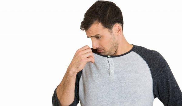 Hôi nách là căn bệnh gây ra nỗi ám ảnh rất lớn