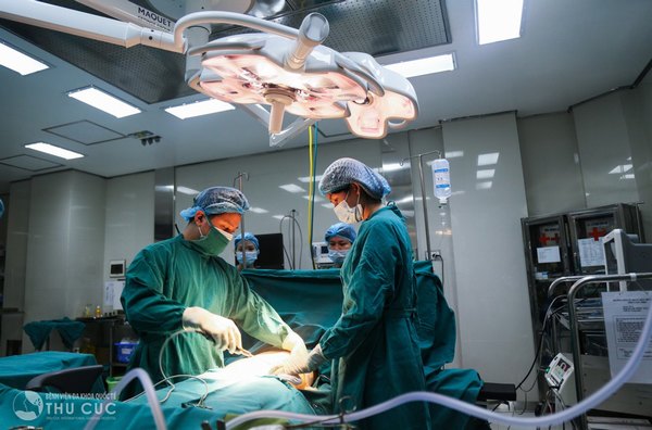 Qúa trình nâng ngực nội soi tại Thu Cúc được thực hiện rất nhanh chóng, an toàn