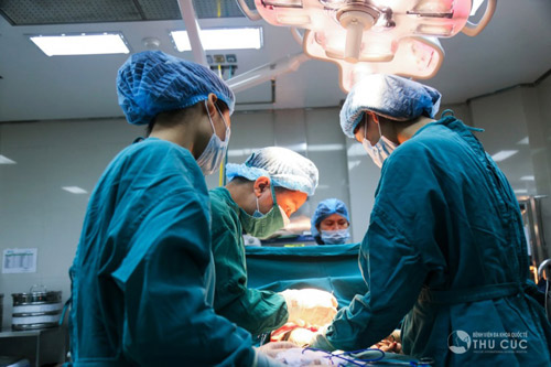 Nâng ngực nội soi ở đâu an toàn nhất