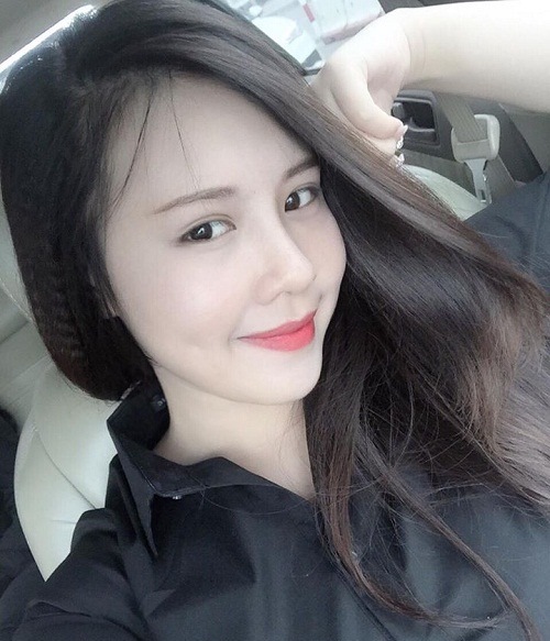 co-chu-hang-nail-so-huu-khuon-mat-xinh-xan-nhin-la-yeu3