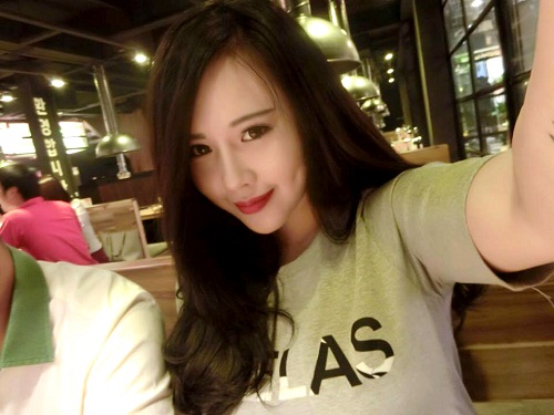 co-chu-hang-nail-so-huu-khuon-mat-xinh-xan-nhin-la-yeu5