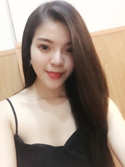 Tiểu phẫu đơn giản nhưng lại giúp nhan sắc của cô nàng 9x được “thăng hạng”. Và chính sự thay đổi chỉ trong thời gian ngắn này khiến gia đình, bạn bè cũng như khách hàng “ruột” của Thủy đều bất ngờ.