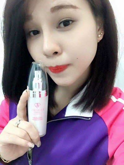 Tìm đến kỹ thuật nâng mũi để cải thiện nét “quê quê” trên gương mặt nhưng kết quả mà Thanh Thủy (27 tuổi) thu lại được còn nhiều hơn thế. Công việc kinh doanh cửa hàng mỹ phẩm của cô nàng cũng suôn sẻ và thành công hơn.