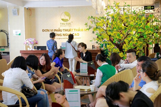 phai-dep-nen-biet-khi-tham-my-dung-ham-re-1