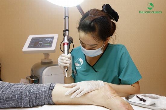 Công nghệ IPL sử dụng bước sóng hiện đại để điều trị sẹo thâm nên không gây tổn thương cho làn da, không ảnh hưởng đến sức khỏe. 
