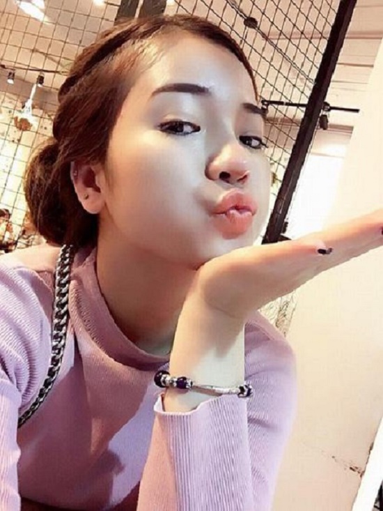 Khi được hỏi nếu được lựa chọn một dịch vụ thẩm mỹ để thực hiện, thì hầu hết các cô gái đều lựa chọn tạo hình môi trái tim.