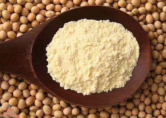 Đậu nành không chỉ là "thần dược" đối với vòng 1 của phái đẹp mà còn là giải pháp tẩy lông ngực ở nam giới hữu hiệu.