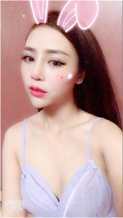 Có thể không nâng mũi, cắt mí, nhưng hè này nhất định bạn phải tạo môi trái tim để thay đổi!