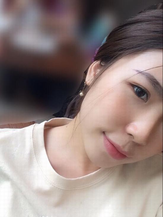 Lý do mà cắt mí được nhiều bạn sinh viên lựa chọn bởi chi phí khá tiết kiệm, hiệu quả mang lại cao với nếp mí đẹp, cân đối, tự nhiên,ít đau và không mất thời gian nghỉ dưỡng.