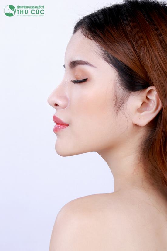 Mũi không hề có sẹo sau nâng mũi Liftderm S 5D