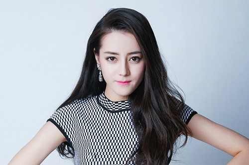 Xăm môi là biện pháp làm đẹp an toàn, tốn ít thời gian thực hiện.