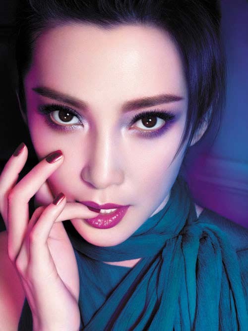 Phun môi thẩm mỹ là cách giúp bạn sở hữu đôi môi tươi tắn dù ở bất kỳ hoàn cảnh nào.
