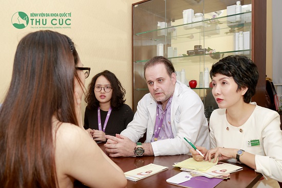 chuyen-gia-quoc-te-tu-van-nang-nguc-2