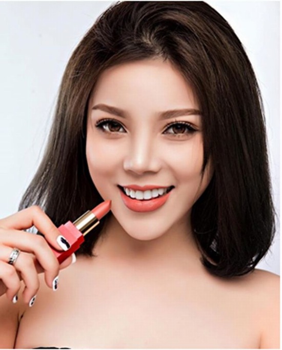 Điểm danh những ca phẫu thuật thẩm mỹ “lột xác” gây bão mạng
