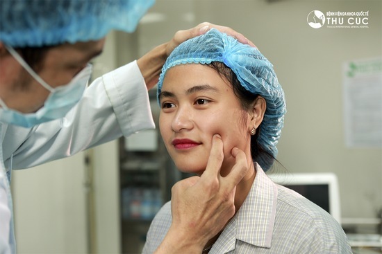 Cách tạo má lúm đồng tiền