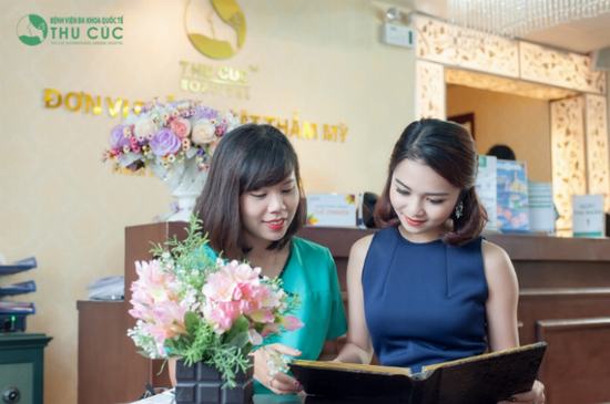 Thu Cúc Sài Gòn là một trong những địa chỉ nâng mũi S line được nhiều chị em ghé thăm. Theo đại diện trung tâm thẩm mỹ, dáng mũi S line mới du nhập trở lại vài năm gần đây, song được nhiều chị em ưa thích vì phù hợp với khuôn mặt nữ tính đậm chất Á Đông của người Việt.